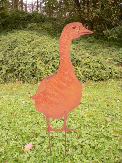 Oie decorative pour jardin