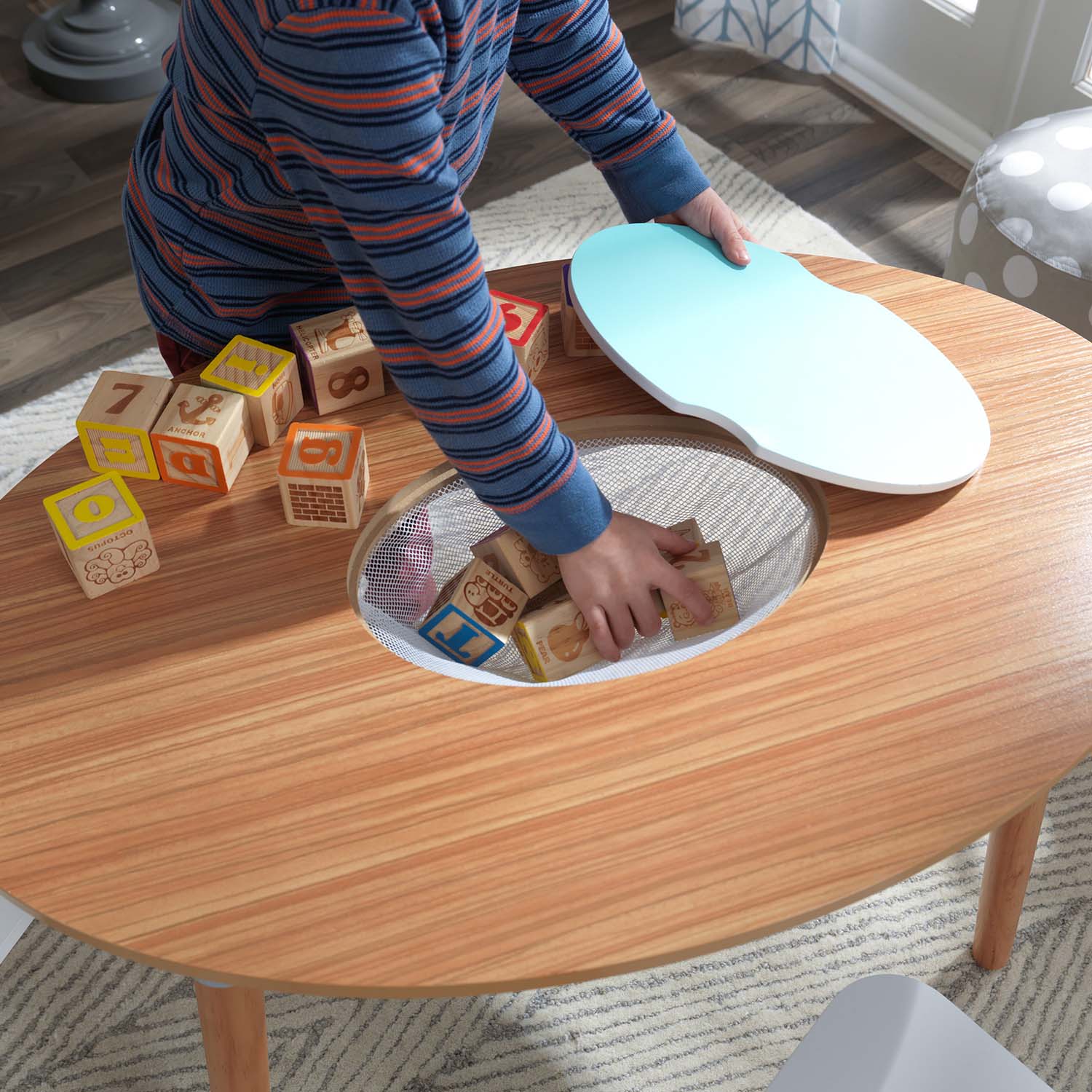 Table et 2 chaises enfant en bois mid century