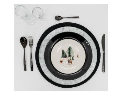 Vaisselle en porcelaine décor Cerf et Sapin, style fait main (Assiette 19cm)