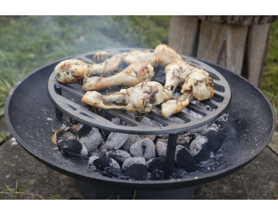 Grille en métal feu de camp