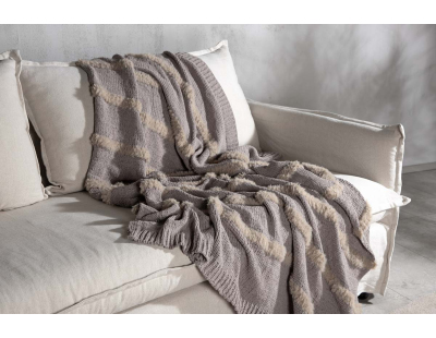 Jeté de canapé en polyester et fausse fourrure Katleen 170 x 130 cm (Gris)