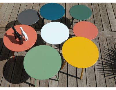 Table basse de jardin en acier Massai 45 cm (Amande)