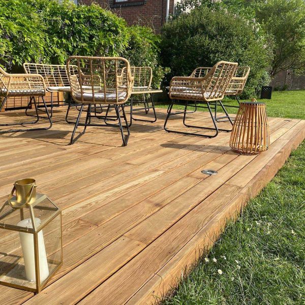 Lame de terrasse lisse en pin sylvestre Premium 250 x 12 cm (Lot de 100) - 1399