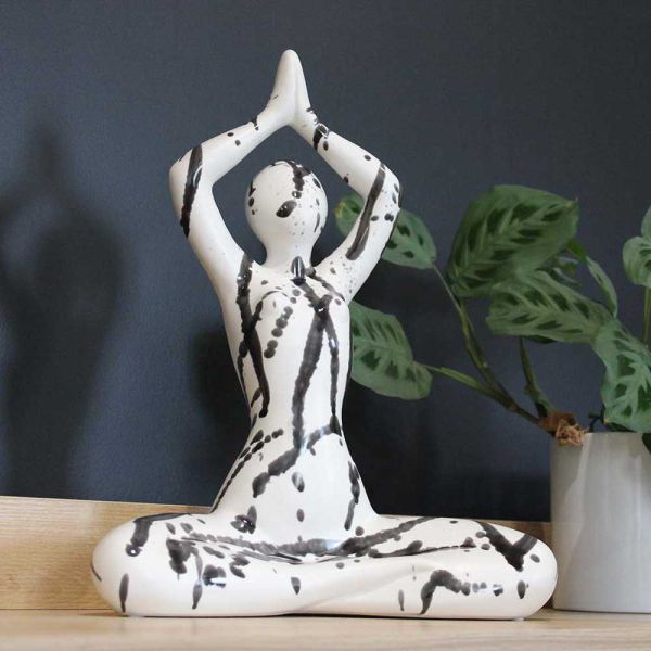 Statuette yoga en céramique Zoya  splash - 5