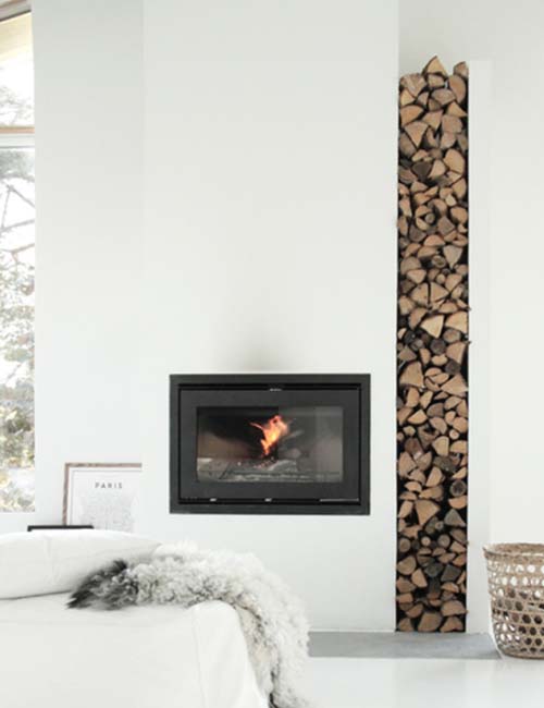 Rangement bûches intérieur : 5 idées pour mettre en valeur votre bois de  chauffage !